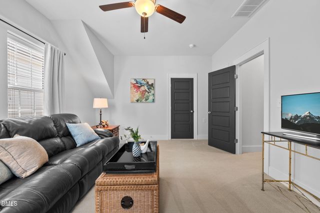 109 Mearleaf Place, Holly Springs, NC 27540