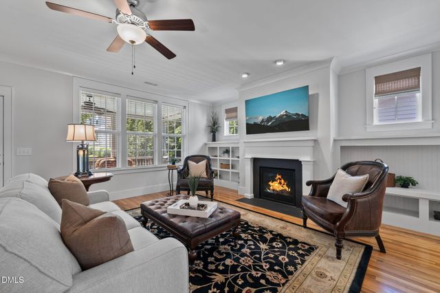 109 Mearleaf Place, Holly Springs, NC 27540