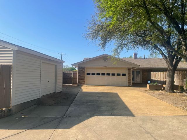 2901 Bluefield Road, Mesquite, TX 75149