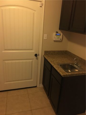 15221 Barataria Dr, Corpus Christi, TX 78418