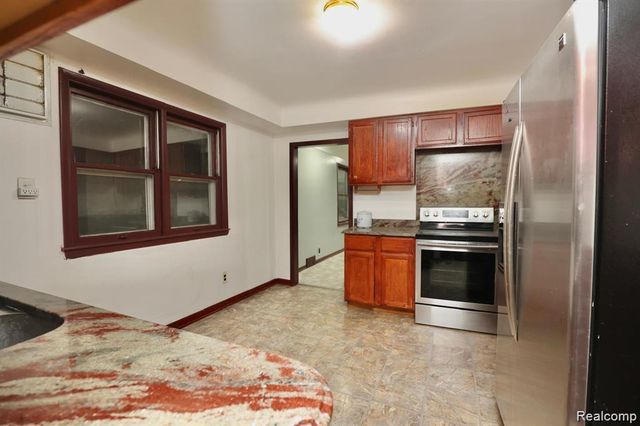 3044 Hanley Street, Hamtramck, MI 48212