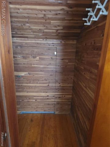 17350 Annott Street, Detroit, MI 48205