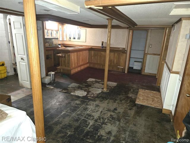 17350 Annott Street, Detroit, MI 48205