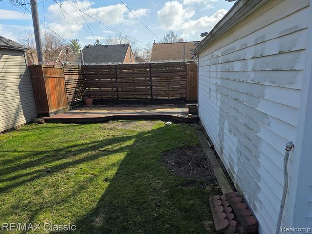 17350 Annott Street, Detroit, MI 48205