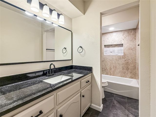 405 Willow Branch Road, Norman, OK 73072