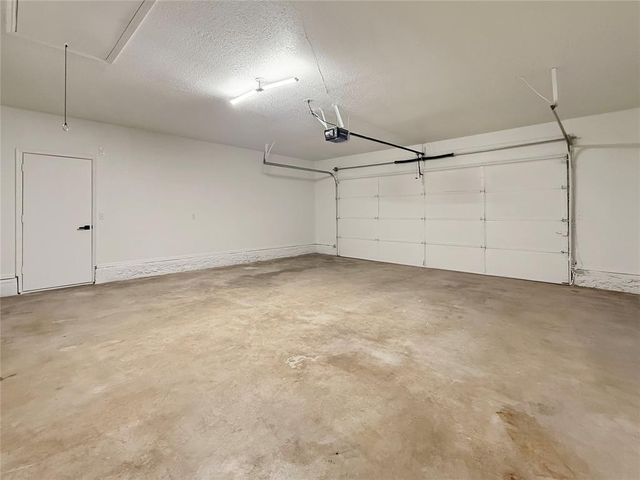 405 Willow Branch Road, Norman, OK 73072