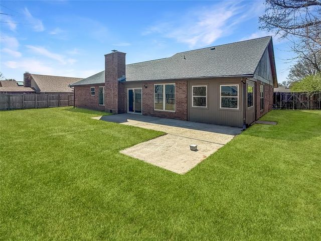 405 Willow Branch Road, Norman, OK 73072