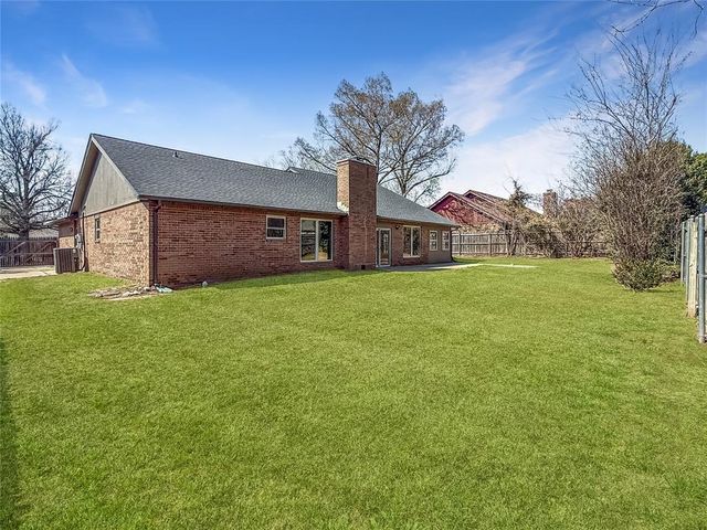 405 Willow Branch Road, Norman, OK 73072