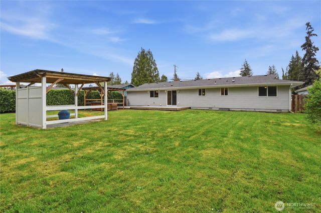 12010 38th Ave Ne, Marysville, WA 98271
