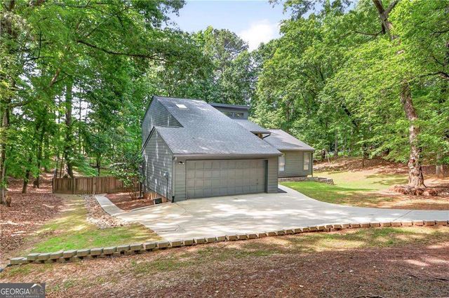505 Woodman Place, Roswell, GA 30076