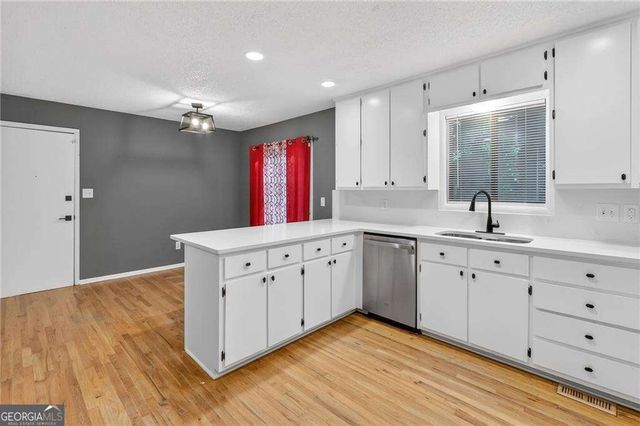 505 Woodman Place, Roswell, GA 30076