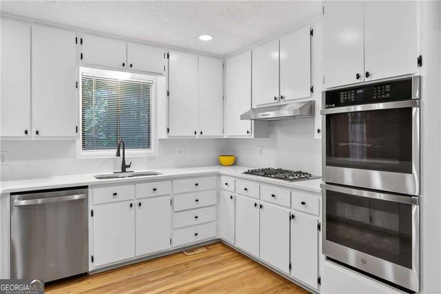 505 Woodman Place, Roswell, GA 30076
