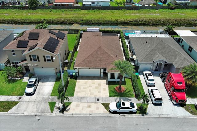 24870 SW 122nd Pl, Homestead, FL 33032