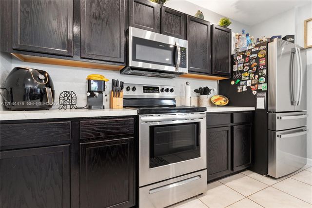 24870 SW 122nd Pl, Homestead, FL 33032