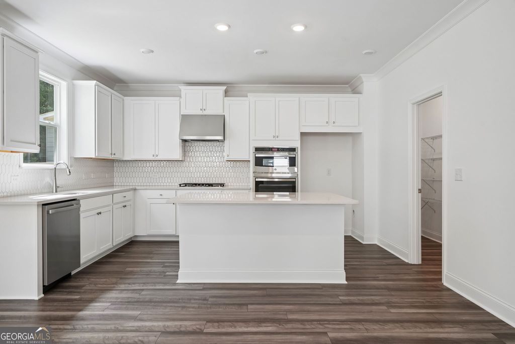 202 Sheryl Way, Loganville, GA 30052 — photo 2