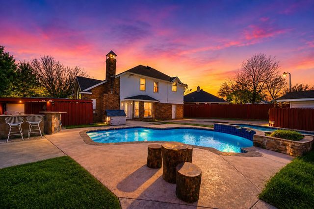 2044 Hillshire Drive, Lewisville, TX 75067