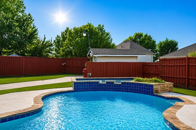 2044 Hillshire Drive, Lewisville, TX 75067