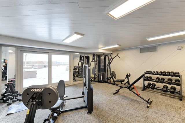 66 9th Street E 1210, Saint Paul, MN 55101