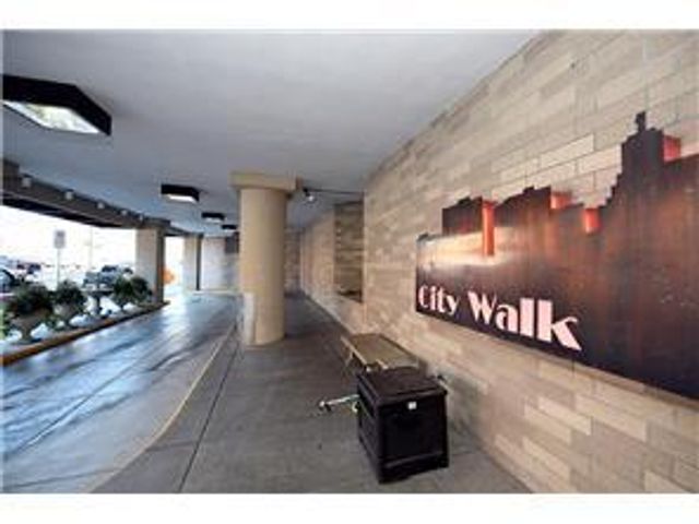 66 9th Street E 1210, Saint Paul, MN 55101