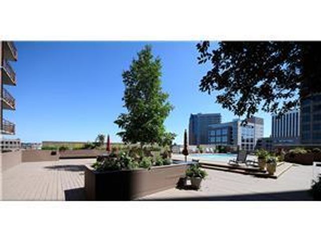 66 9th Street E 1210, Saint Paul, MN 55101