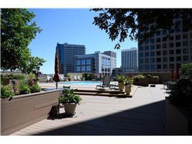 66 9th Street E 1210, Saint Paul, MN 55101