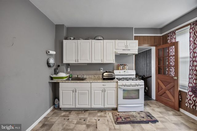 318 MOTT AVE, Burlington, NJ 08016