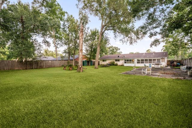 1309 Sunset Drive, Dickinson, TX 77539