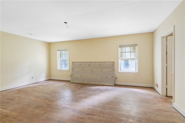 1080 Huntcliff NE, Sandy Springs, GA 30350