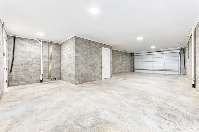 4524 Creekmont Drive, Houston, TX 77091