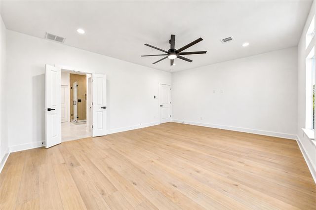 4524 Creekmont Drive, Houston, TX 77091