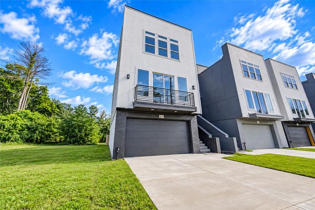 4524 Creekmont Drive, Houston, TX 77091