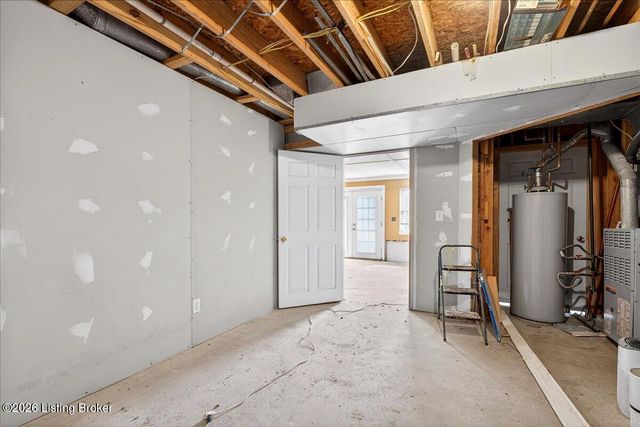 217 Bolton Ct, Shepherdsville, KY 40165