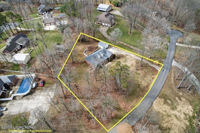 217 Bolton Ct, Shepherdsville, KY 40165