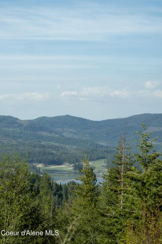 N Hill RD, Post Falls, ID 83854