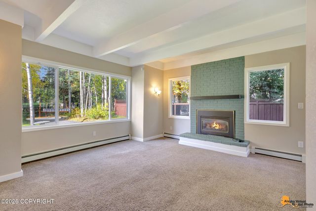 9219 Strutz Avenue, Anchorage, AK 99507