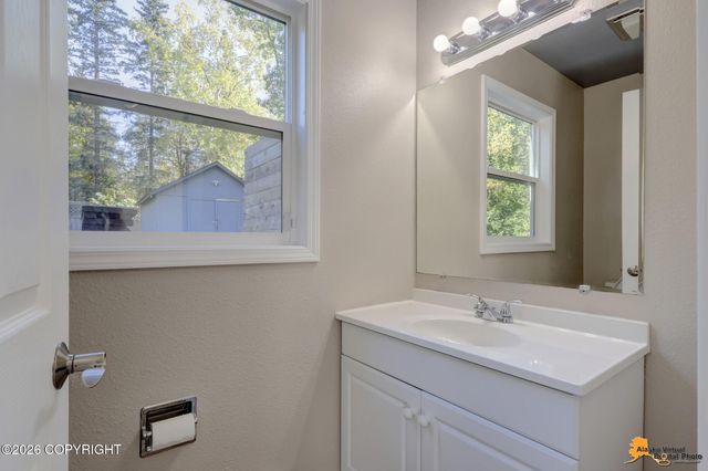 9219 Strutz Avenue, Anchorage, AK 99507