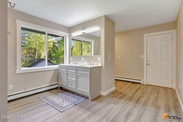 9219 Strutz Avenue, Anchorage, AK 99507
