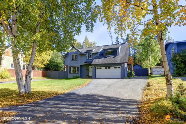 9219 Strutz Avenue, Anchorage, AK 99507