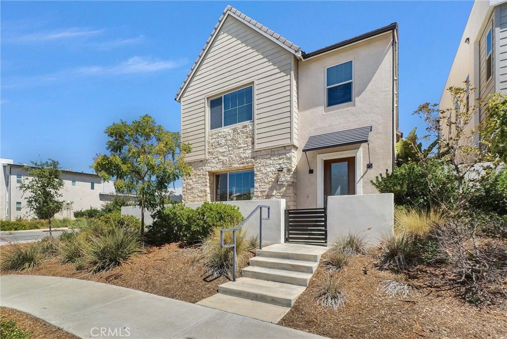 128 Character, Irvine, CA 92618 — photo 4