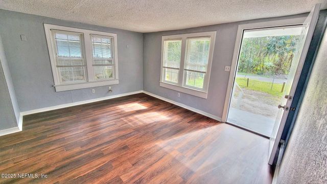 3553 OWEN Avenue, Jacksonville, FL 32208