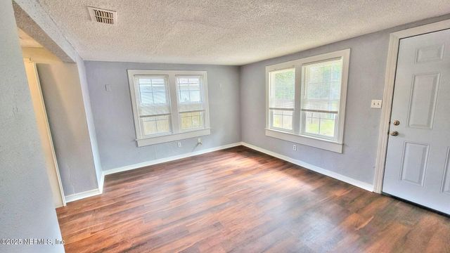 3553 OWEN Avenue, Jacksonville, FL 32208