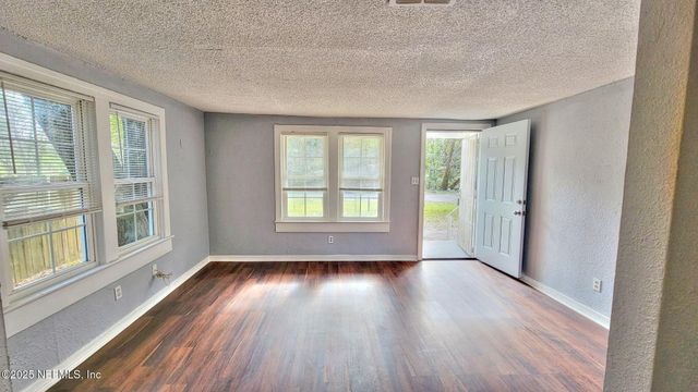 3553 OWEN Avenue, Jacksonville, FL 32208