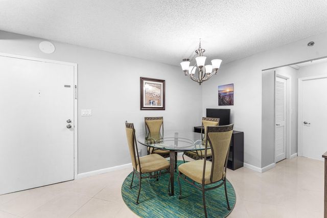 3215 S Ocean Boulevard 407, Highland Beach, FL 33487