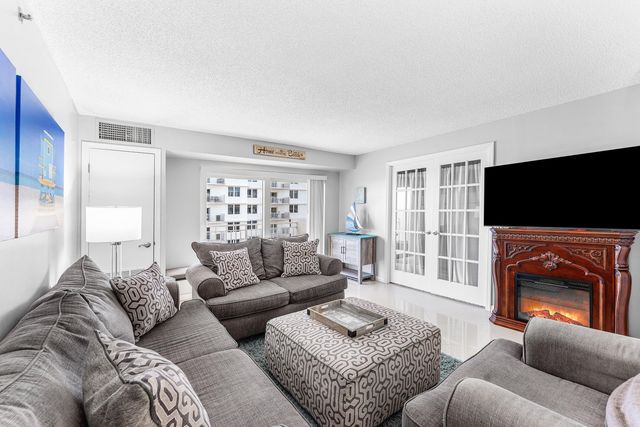 3215 S Ocean Boulevard 407, Highland Beach, FL 33487