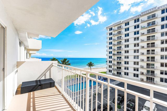 3215 S Ocean Boulevard 407, Highland Beach, FL 33487