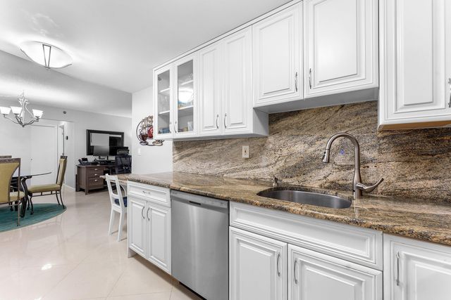 3215 S Ocean Boulevard 407, Highland Beach, FL 33487