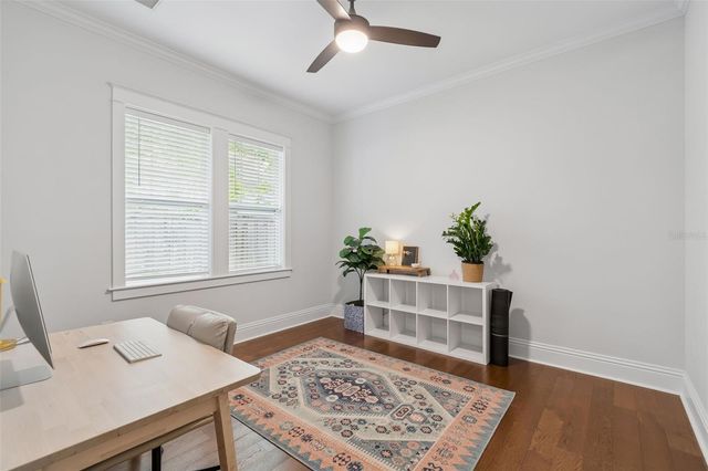 212 W HILDA STREET, Tampa, FL 33603