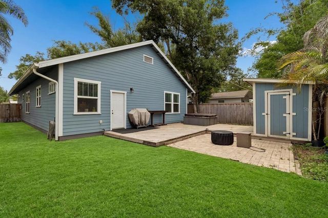 212 W HILDA STREET, Tampa, FL 33603