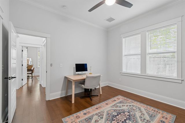 212 W HILDA STREET, Tampa, FL 33603
