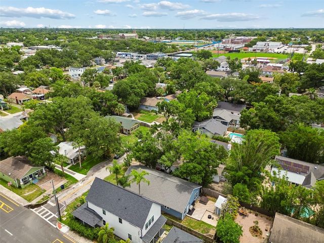 212 W HILDA STREET, Tampa, FL 33603